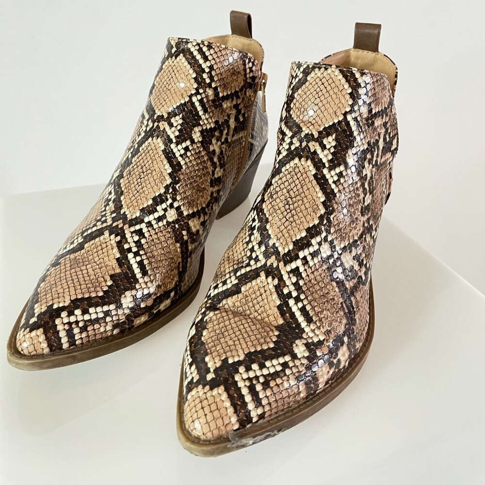 Dripping With Boho Western Vibes!! Time & Tru Sli… - image 2